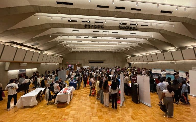 A photo of students at the UMass Internship Fair, Sept 5, 2025.