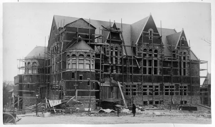 Amherst architecture walking tour
